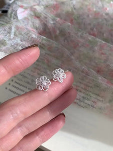 H3LL NO S925 Silver Flower Earrings