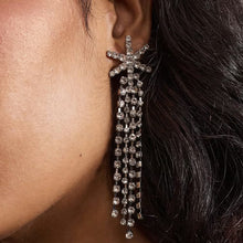 Load image into Gallery viewer, Shiny Crystal Earrings Snow Flakes Tassels