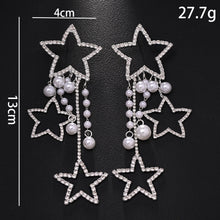 Load image into Gallery viewer, Shiny Crystal Pearls Earrings