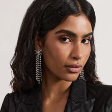 Load image into Gallery viewer, Shiny Crystal Earrings Snow Flakes Tassels