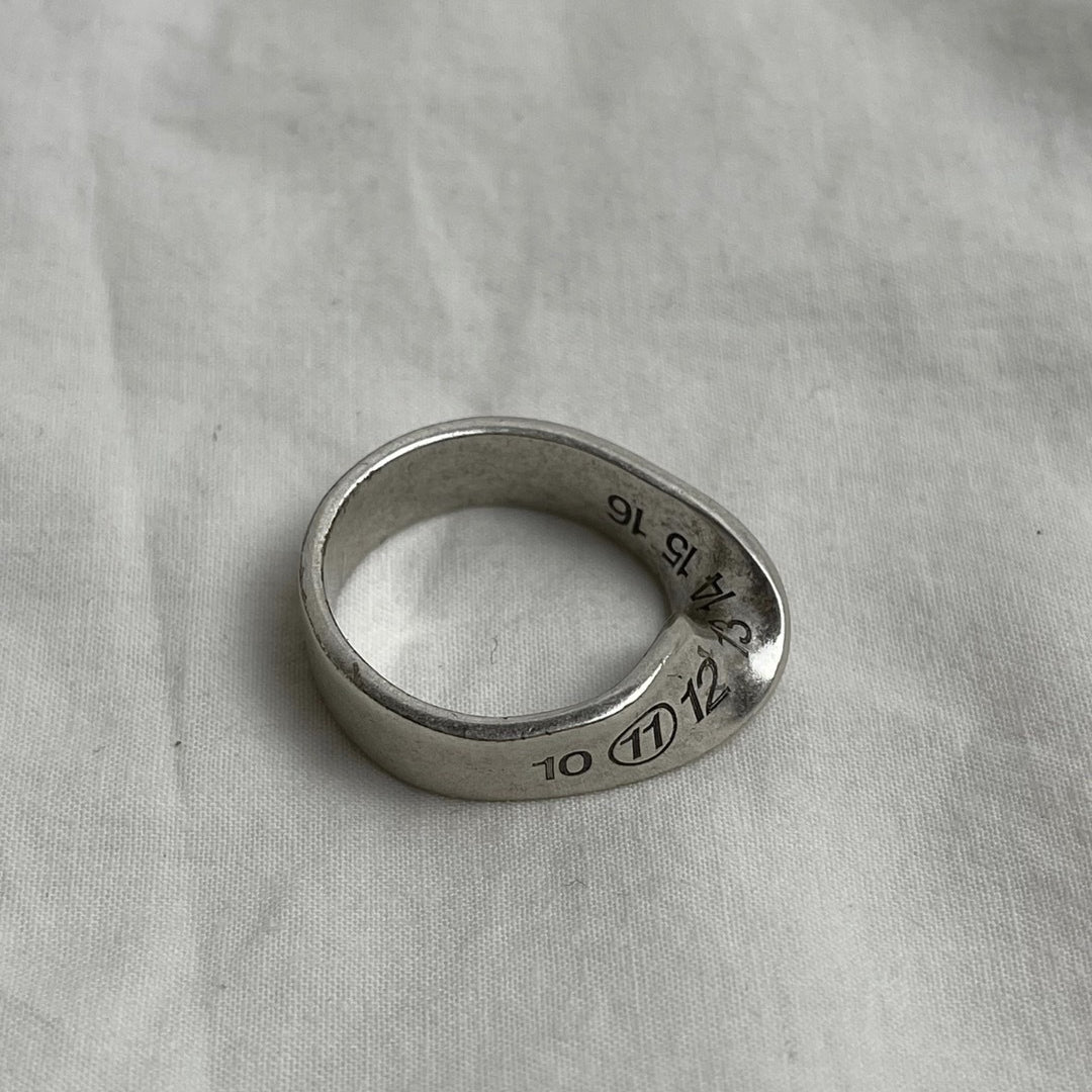 Maison margiela discount number-engraved ring necklace