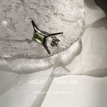 Load image into Gallery viewer, Green irregular star opening metal unisex ring niche minimal clean design for men / women