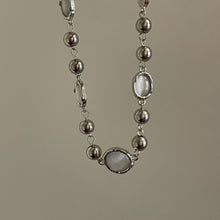 Load image into Gallery viewer, H3LL NO light and extravagant gem bead necklace, collarbone chain fashion jewelry